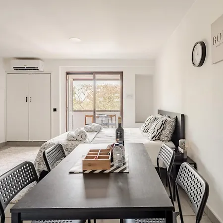 Moonlit Tide By Seareen Appartement *